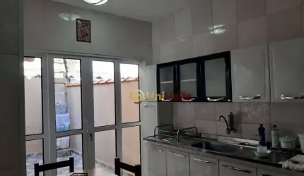 Sobrado à venda, 100 m² por R$ 328.000,00 - Vila Resende - Caçapava/SP