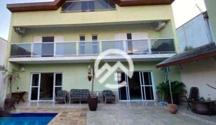Casa com 3 dormitórios à venda, 282 m² por R$ 800.000,00 - Vila Santos - Caçapava/SP