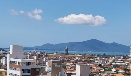 Apto 3 dormitórios suite sacada