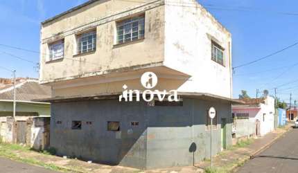 Terreno/Área à venda, 12 quartos, 1 suíte, São Benedito - Uberaba/MG