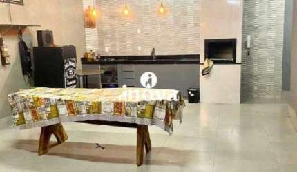 Casa à venda, 3 quartos, 3 suítes, 4 vagas, Fabrício - Uberaba/MG