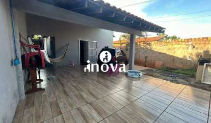 Casa à venda, 2 quartos, 3 vagas, Pacaembu - Uberaba/MG