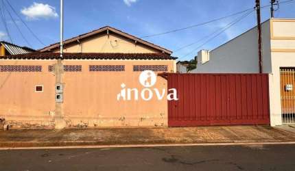 Casa à venda, 4 quartos, 3 vagas, São Benedito - Uberaba/MG