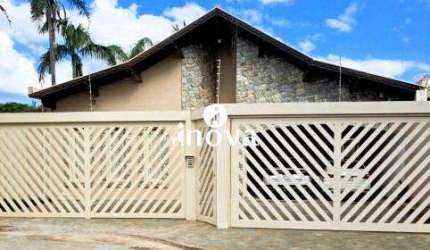 Casa à venda, 4 quartos, 1 suíte, 4 vagas, Santos Dumont - Uberaba/MG