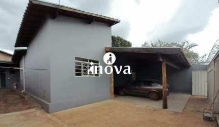 Casa à venda, 4 quartos, 1 suíte, 2 vagas, Nenê Gomes, Jardim - Uberaba/MG