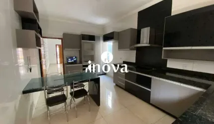 Casa a venda no bairro Parque das Laranjeiras