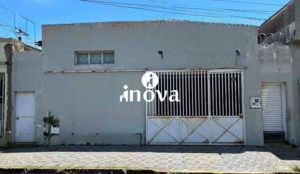 Casa à venda, bairro Fabricio