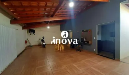 Casa à venda, 3 quartos, 1 suíte, 3 vagas, Itália, Jardim - Uberaba/MG