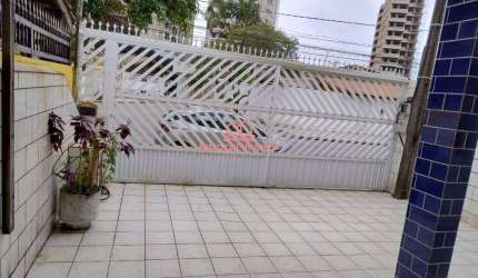 Casa à Venda em Mirim, Praia Grande - SP