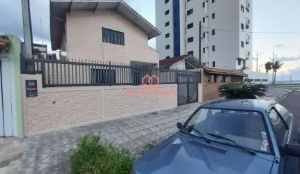 Sobrado à Venda em Solemar, Praia Grande - SP