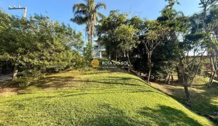 Terreno à Venda no Condomínio Panorâmico com vista para o mar em Bombinhas