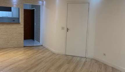Apartamento a Venda no Condomínio Cerejeiras I