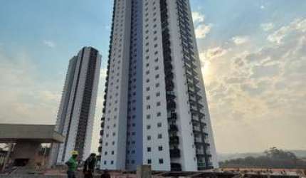 VENDO UM LINDO APARTAMENTO DE 135M2