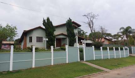 Excelente Casa no Condomínio Terras de São Francisco