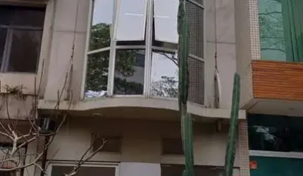 Vende-se Prédio para fins comerciais/residenciais na Calçada das Begônias
