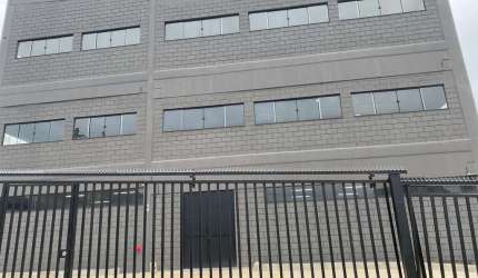 Oportunidade Única: Venda de Espetacular Prédio Industrial em Sorocaba