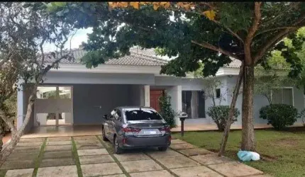 Casa em Araçoiaba da Serra Localizada no Condomínio Village Ipanema 1