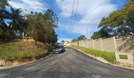 Terreno de 2.000,00m², Localizado no Bairro Inhayba, Brigadeiro Tobias.
