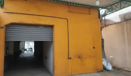 Galpão Comercial de 337 m² com Mezanino e Escritório na Vila Nova