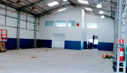 Excelente oportunidade: Galpão Comercial de 500m² em Alphaville Industrial, Barueri-SP, para Venda ou Locação