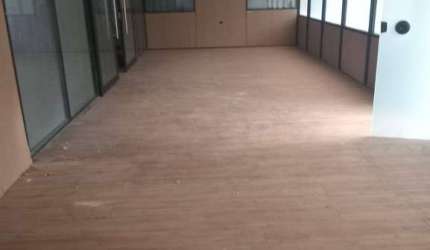 Sala Comercial de 160m² no Centro Industrial e Empresarial de Alphaville com 4 Vagas Cobertas