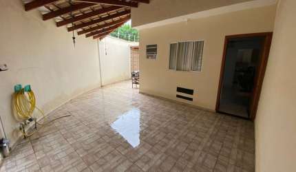 Oportunidade: Maravilhosa Casa no Jardim Santa Esmeralda