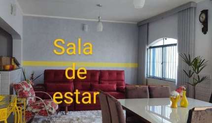 Lindo Sobrado com Salão de Festa!