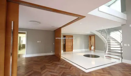 Higienópolis: 3 Suítes | 5 Vagas | 347 m² úteis
