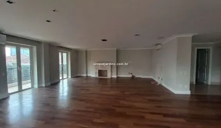 Jardim Paulista: 4 Suítes | 6 Vagas | 385 m² úteis