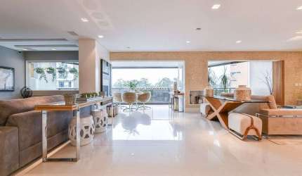 Vila Nova Conceição: 3 Suítes | 3 Vagas | 274 m² úteis