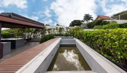 Alto de Pinheiros: 4 Suítes | 8 Vagas | 925 m² úteis