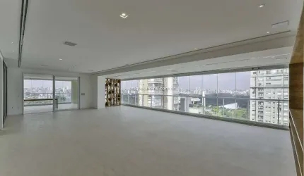 Vila Mariana: 4 Suítes | 5 Vagas | 412 m² úteis