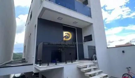 Casa com 3 quartos à venda na Rua das Caliandras, 332, Portal dos Ipês 3, Cajamar por R$ 2.000.000