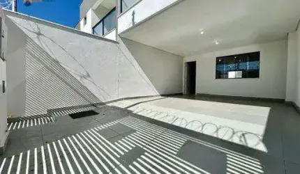 Casa com 3 quartos sendo 01 com suite à venda, 128 m² por R$ 695.000,00 - Floramar - Belo Horizonte/Minas Gerais