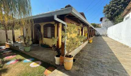 Casa com 4 quartos à venda, 228 m² por R$ 1.300.000 - Itapoã - Belo Horizonte/MG