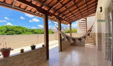 Cobertura com 4 quartos sendo 02 com suite à venda, 204 m² por R$ 750.000 - Dona Clara - Belo Horizonte/MG