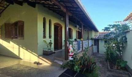 Casa com entrada independente com 03 quartos sendo 01 com suite no valor de 750.000 bairro Sinimbu