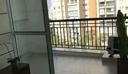 Apartamento de 38m² com terraço à venda e locação, Vila Andrade, Andar alto, com 1 Dormitório, Banh