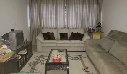 Espetacular Sobrado na Região da Saúde
