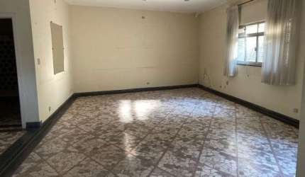Sobrado a venda com 4 dormitórios, 2 vagas, e 400M² localizado da Aclimação