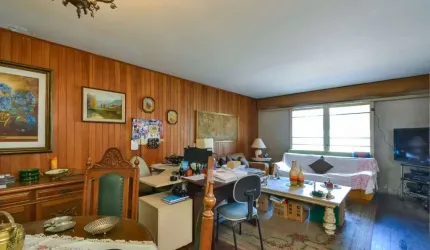 Sobrado para venda, com 3 dormitorios, 2 vagas, 250M², localizado na Vila Monumento