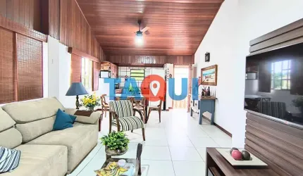 Casa com 2 quartos, sendo 2 suítes, à venda no bairro Palmeiras, CABO FRIO - RJ