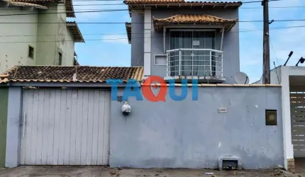 CASA DUPLEX À VENDA 2 QUARTOS COM ACESSO À LAGOA NA OGIVA, CABO FRIO - RJ