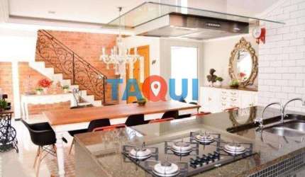 Casa à venda duplex com 5 quartos em IGUABA GRANDE - RJ