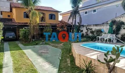 Casa duplex independente com 4 quartos, sendo 3 suítes à venda, Parque Burle, CABO FRIO - RJ