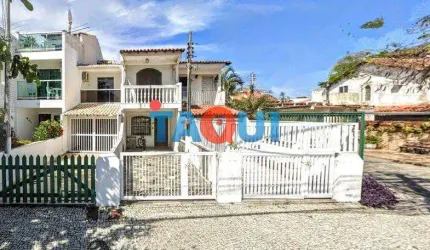 Casa duplex com 2 quartos à venda no bairro Palmeiras em CABO FRIO - RJ