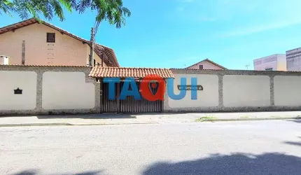 Casa à venda com 2 quartos no bairro das Palmeiras, CABO FRIO - RJ