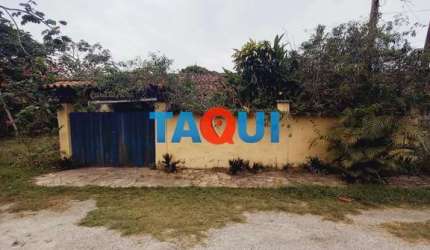 Casa à venda próximo à praia do Peró, Pq Balneário São Francisco, CABO FRIO - RJ