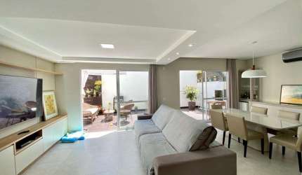 Casa em condomínio fechado com 3 quartos à venda na Rua Acelon Eduardo da Silva, --, Córrego Grande, Florianópolis por R$ 1.690.000