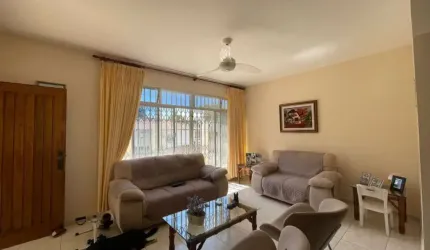 Casa com 3 quartos à venda na Rua São Tomáz de Aquino, --, Trindade, Florianópolis por R$ 1.895.000